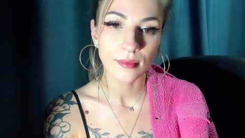 Pinky online show from January 13, 10:58 pm