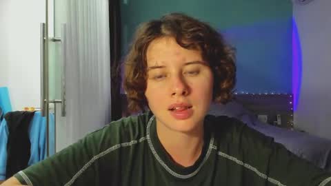 Evie online show from January 25, 11:35 am