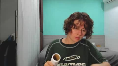 Evie online show from February 16, 11:59 am