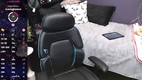 Oddy With A Body online show from December 22, 7:44 am