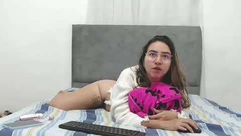 Val online show from February 19, 2:38 pm