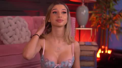 Odette online show from November 11, 6:31 am