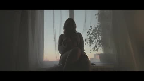 your dear Lilith Chapman online show from April 2, 4:37 pm