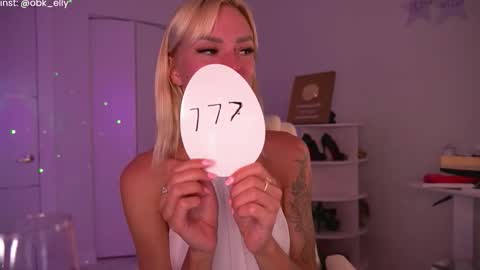 Kelly online show from April 6, 12:10 am