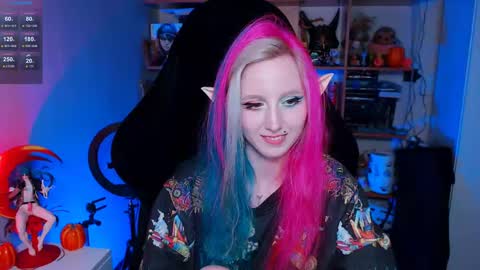Snapshot of ohclementinee chatting on December 5, 10:33 am Clementine Clem online show from December 5, 10:33 am