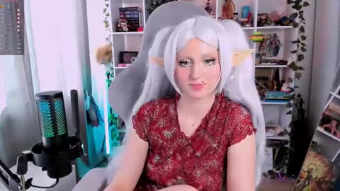 Snapshot of ohclementinee chatting on October 7, 10:30 am Clementine Clem online show from October 7, 10:30 am