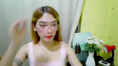 LIAN online show from December 14, 4:35 pm