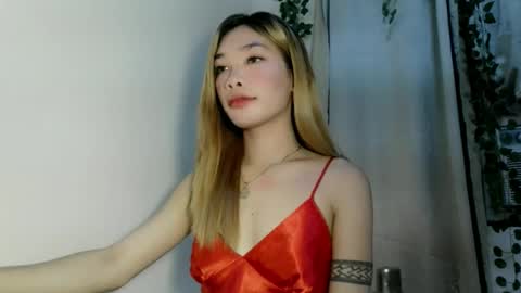 LIAN online show from October 18, 8:43 pm