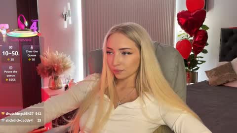 Emma online show from February 20, 1:48 am