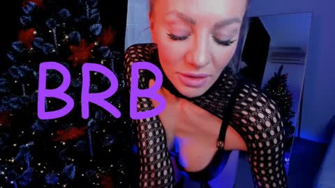 oliva_candy online show from January 26, 6:59 am