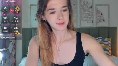 Snapshot of olivia_7 chatting on September 19, 5:23 pm Olivia online show from September 19, 5:23 pm