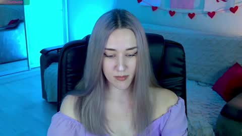 olivia_daze online show from September 11, 9:04 pm