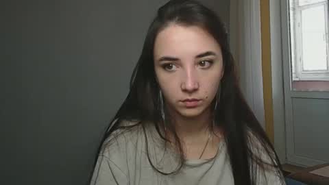Snapshot of olivia_oliv chatting on December 13, 9:36 am Olivia online show from December 13, 9:36 am