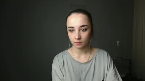 Snapshot of olivia_oliv chatting on December 25, 8:28 pm Olivia online show from December 25, 8:28 pm