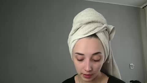 Olivia online show from March 5, 12:34 pm