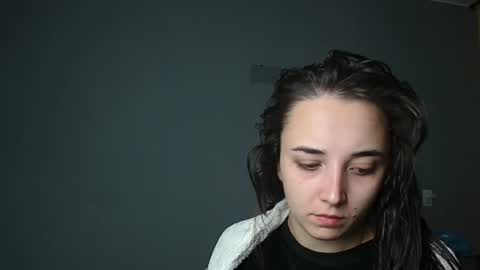 Snapshot of olivia_oliv chatting on October 4, 10:25 pm Olivia online show from October 4, 10:25 pm