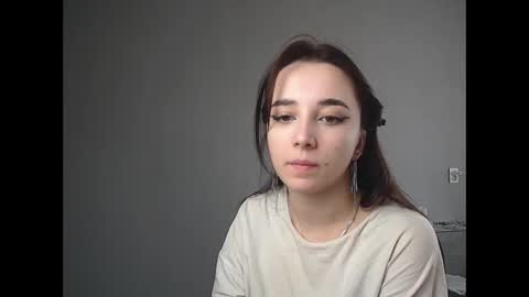 Snapshot of olivia_oliv chatting on March 4, 1:06 pm Olivia online show from March 4, 1:06 pm