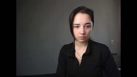 Snapshot of olivia_oliv chatting on February 24, 10:35 am Olivia online show from February 24, 10:35 am