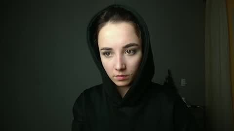 Snapshot of olivia_oliv chatting on February 4, 9:31 pm Olivia online show from February 4, 9:31 pm