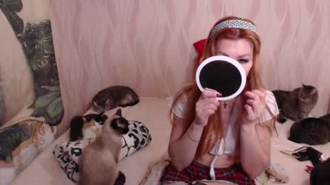 Olivia online show from March 9, 11:03 pm