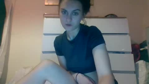 oliviababyxoxo online show from September 30, 9:41 pm
