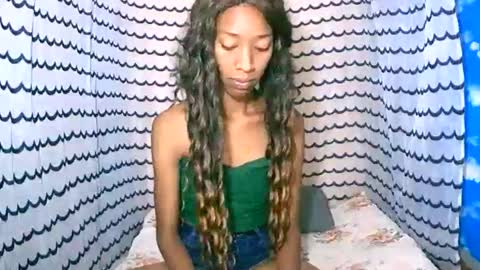 oliviah27 online show from November 2, 9:12 am