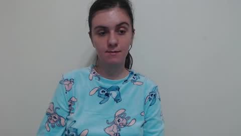 Snapshot of oliviasager chatting on January 2, 10:01 pm Mistress Olivia online show from January 2, 10:01 pm