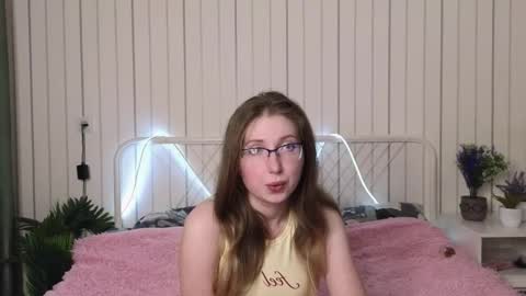 Kylie online show from October 6, 6:56 pm