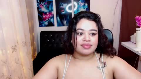 oliviia_cute online show from December 4, 3:53 am