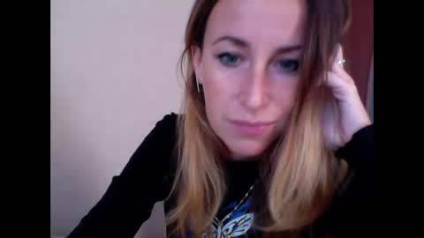 olyra11 online show from October 7, 9:25 am