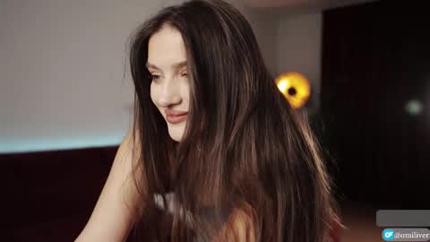 Snapshot of omiliver chatting on September 18, 5:33 pm    or    online show from September 18, 5:33 pm