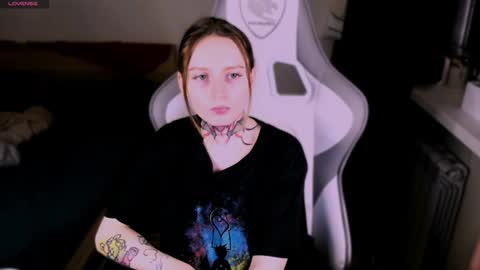 on_yxxx online show from December 4, 4:16 pm