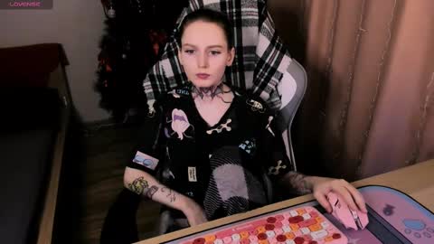 on_yxxx online show from March 8, 8:24 pm