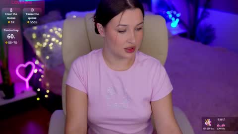 L A Y A online show from December 3, 11:12 am