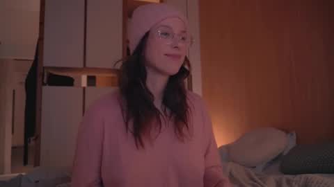 Snapshot of onelittlemermaid chatting on December 29, 7:22 pm Ariel online show from December 29, 7:22 pm