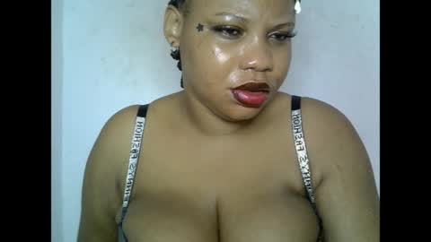 oneofdbestchubbygaloncb online show from June 8, 2:34 am