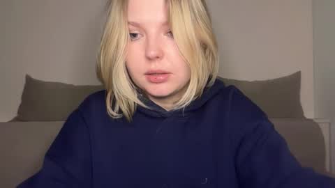 Ophelia online show from March 21, 11:32 pm