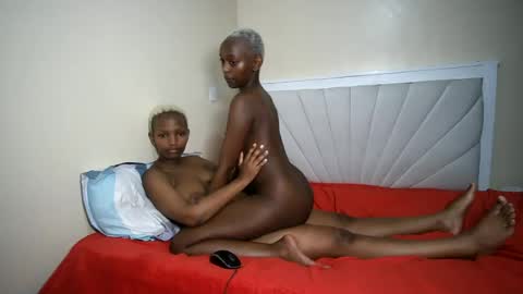 opulent_vixen online show from July 8, 11:29 pm