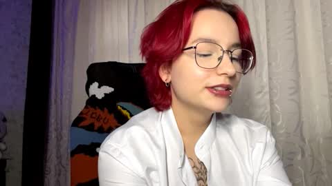 Snapshot of orahisle chatting on October 18, 1:36 pm Thea online show from October 18, 1:36 pm