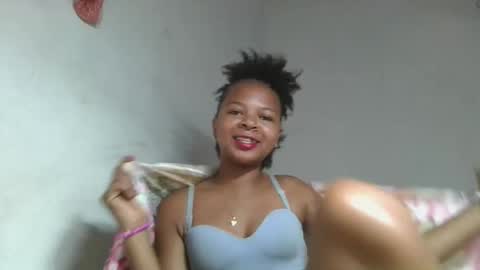 Snapshot of ornellahhh chatting on October 3, 3:17 pm ornellahhh online show from October 3, 3:17 pm