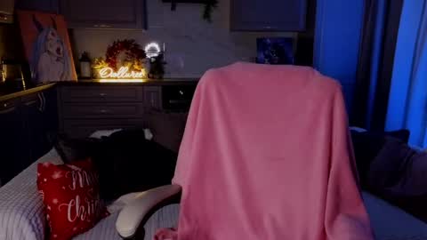 Gretta online show from April 11, 8:01 pm