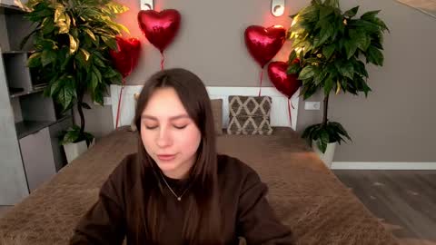 Snapshot of paigeprado chatting on February 15, 2:00 pm Paige online show from February 15, 2:00 pm