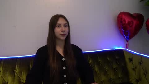 Snapshot of paigeprado chatting on February 17, 6:31 am Paige online show from February 17, 6:31 am