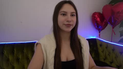 Snapshot of paigeprado chatting on February 28, 6:43 am Paige online show from February 28, 6:43 am