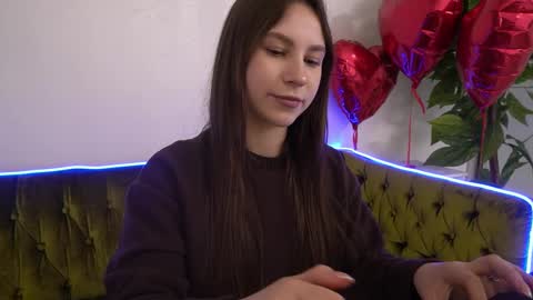 Snapshot of paigeprado chatting on February 21, 2:06 pm Paige online show from February 21, 2:06 pm