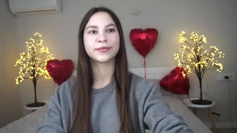 Snapshot of paigeprado chatting on March 4, 6:47 am Paige online show from March 4, 6:47 am