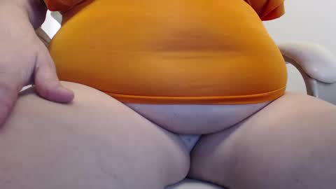 paiper online show from December 21, 6:00 pm