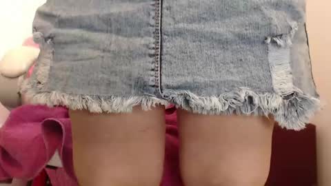 paiper online show from December 7, 1:07 pm