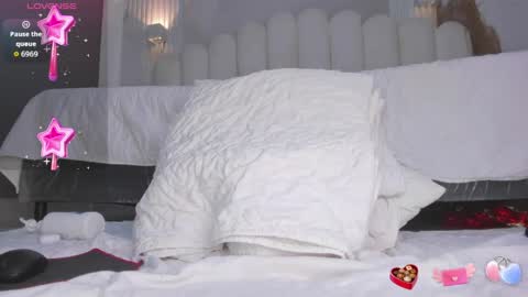 pamela online show from March 28, 10:08 pm