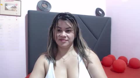Snapshot of pamela_echeverria chatting on September 25, 11:09 am pamela_echeverria online show from September 25, 11:09 am